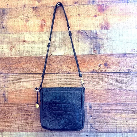 VTG Brahmin Cleo Melbourne Black Crocodile-Embossed Crossbody Bag - Picture 2 of 11